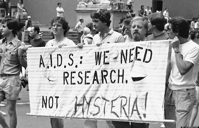 A group advocating AIDS research marches down Fifth Avenue during the 14th annual Lesbian and Gay Pride parade in New York, June 27, 1983. This year’s parade is dedicated to victims of the incurable disease AIDS which primarily afflicts homosexual men. (AP Photo/Mario Suriani)